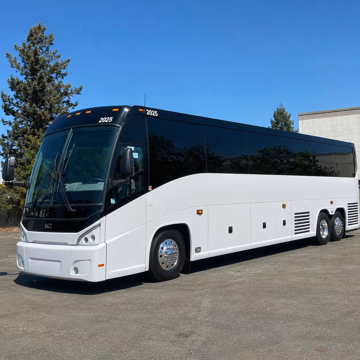 finding the right bus for oceanside youth group trips has never been easier